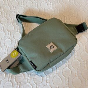 Lefrik Reef Crossbody Hip Bag NWT
